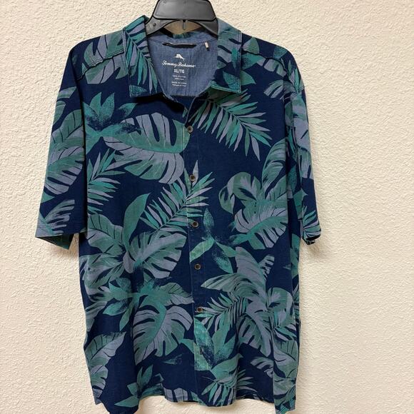 Bundle of 2 Tommy Bahama Men’s Short Sleeve Button up Grey Navy size XL - Picture 8 of 11